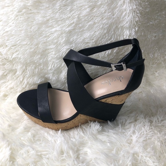 Black and Tan Wedge Sandals size 9 NWOT - Picture 5 of 14